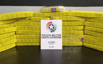 Polícia Militar apreende 20 kg de maconha e prende dois homens na Avenida Santa Catarina em BC e Camboriú