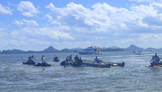 Catamarã emborcha e criança de 8 meses vem a óbito por afogamento em praia de São Francisco do Sul
