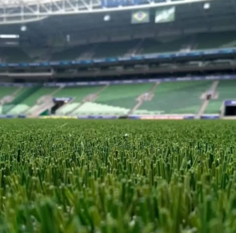 Ladrões levam R$ 1,5 milhão em grama sintética destiano ao Allianz Parque, estádio do Palmeiras