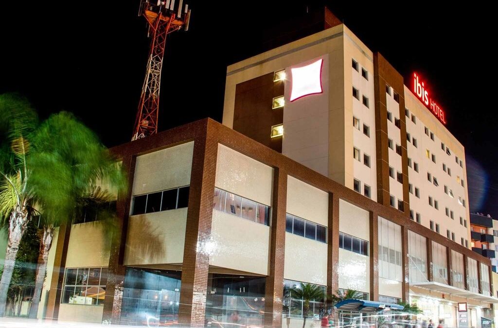 Ibis Hotel Itajaí nega informações a família e Polícia e hóspede comete suicídio, que poderia ser evitado