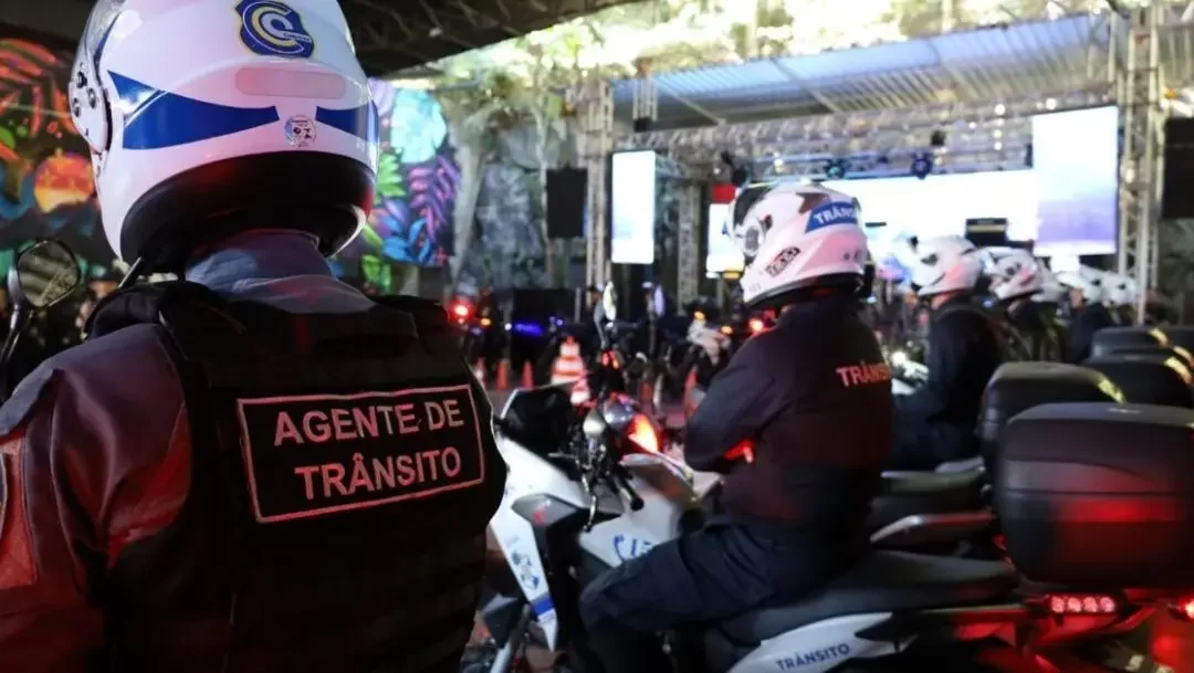 Réveillon 2025: Balneário Camboriú implementa bloqueios e rotas de fuga para evitar trânsito caótico