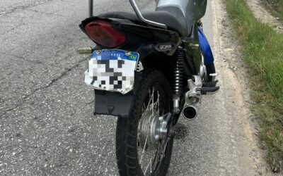 Manobras perigosas e fuga na BR-101 terminam com veículo apreendido e condutor autuado