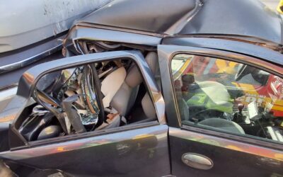 Acidente na BR-101 deixa trânsito lento e engavetamento em Itajaí