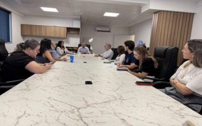 Secretaria de Turismo promove reunião com setor hoteleiro para fortalecer turismo em Itajaí