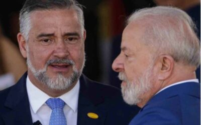 Lula troca comando da Secom: Paulo Pimenta dá lugar a Sidônio Palmeira