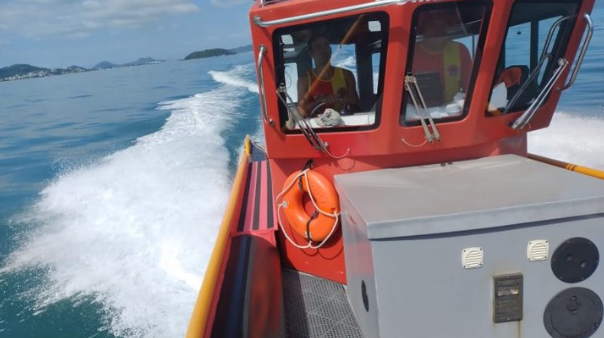 Corpo é encontrado próximo à praia dos Ingleses; suspeita de ser de jovem desaparecido após afogamento em SC