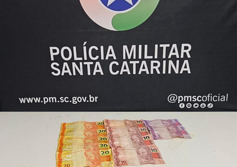 Polícia Militar de Itajaí apreende adolescente e prende casal por tráfico de drogas