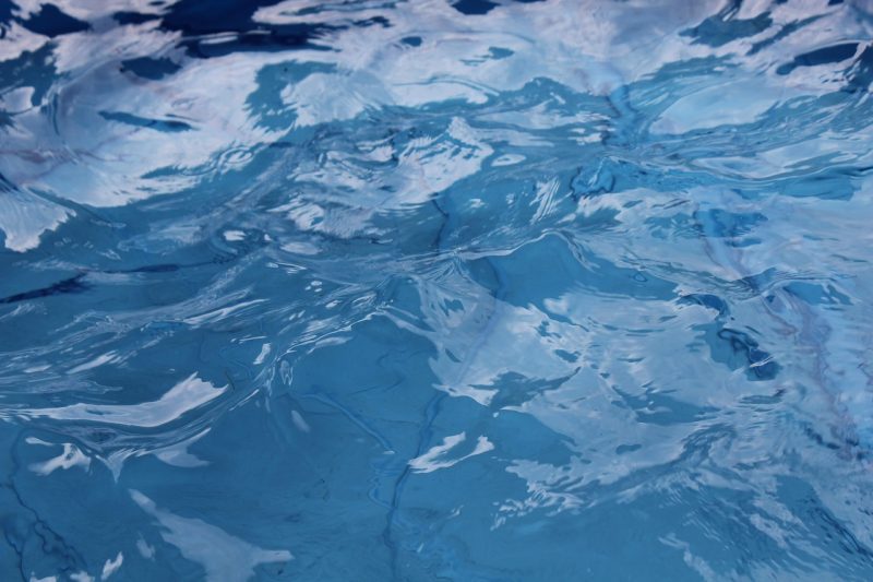 Tragédia em SC: Menina de 2 anos morre após afogamento em piscina residencial de Três Barras