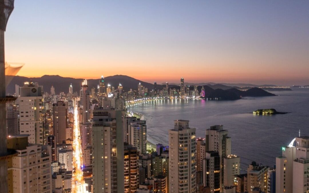 IPTU de Balneário Camboriú terá reajuste progressivo a partir de 2026