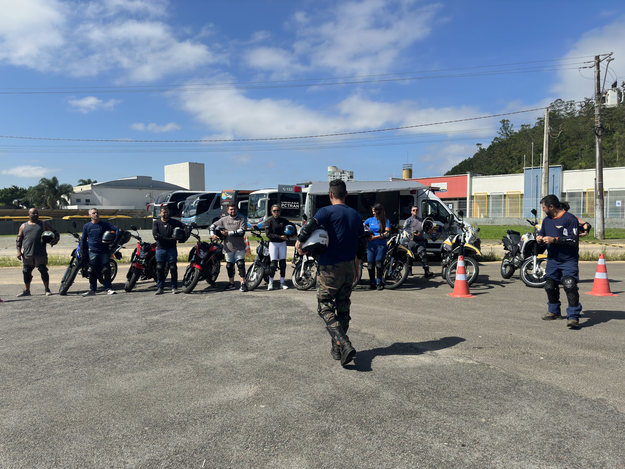 Maio Amarelo em Itajaí: Codetran promove mês inteiro de ações para salvar vidas no trânsito