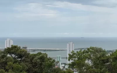 Chuva intensa e frente fria marcam início da semana em Itajaí e região