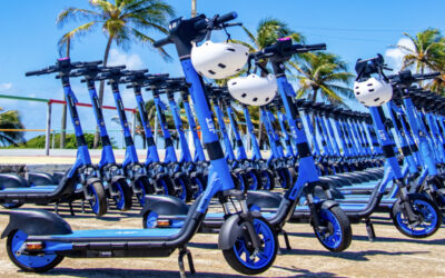 Itajaí promove instruções de direção de patinetes elétricos no município
