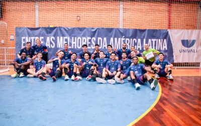 Juventude brilha e Itajaí surpreende Cascavel na estreia da Liga Nacional de Handebol