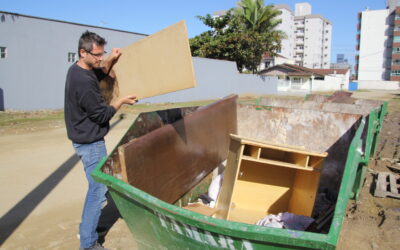 Campanha “Jogue Limpo com Navega” instala 29 caçambas para descarte de volumosos em diversos bairros de Navegantes