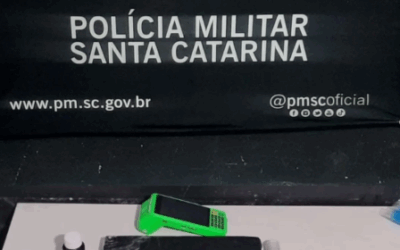 Operação policial no bairro Cordeiros: Quatro suspeitos de tráfico de drogas são detidos em Itajaí