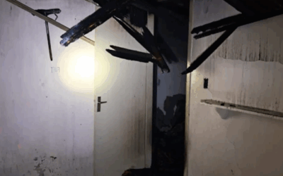 Incêndio devasta residência abandonada em Balneário Piçarras