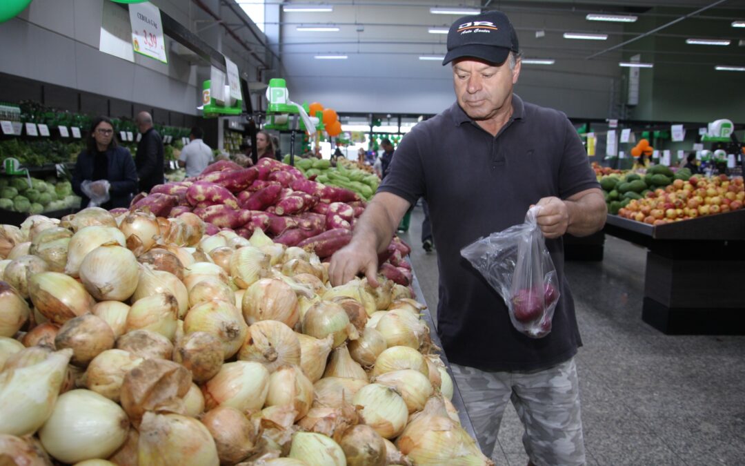 Cesta básica de julho registra queda de 4,54% em Navegantes