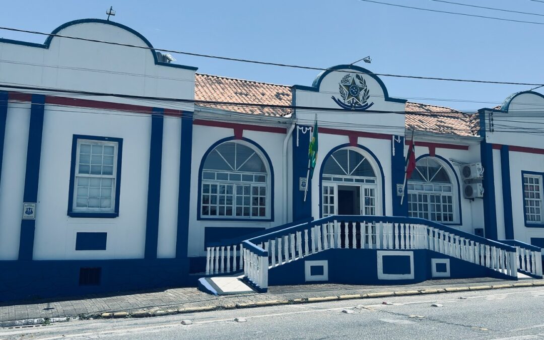 Prefeitura de Penha antecipa primeira parcela do 13º salário nesta sexta-feira (18)