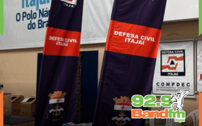 Defesa Civil de Itajaí participa do evento ‘EducaÁgua’ no átrio da Prefeitura Municipal