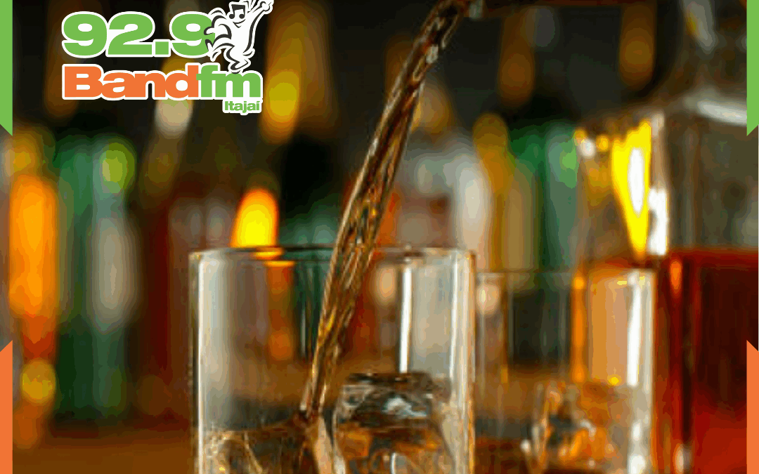 Procon de Itajaí alerta consumidores sobre risco de bebidas adulteradas