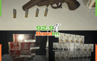 PM prende casal por posse de arma e contrabando de cigarros em Itajaí