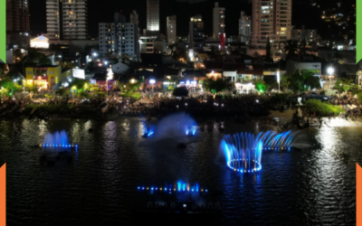 Espetáculo de Natal, Show das Águas e Cinema Domo marcam o início da semana em Itajaí