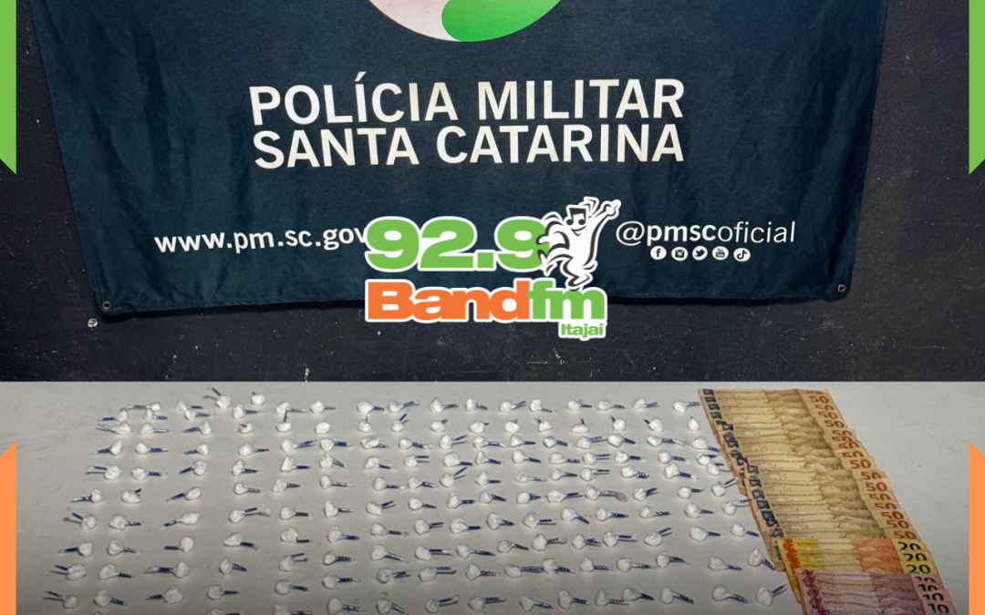 PM flagra tráfico de drogas próximo a escola no bairro Fazenda, em Itajaí