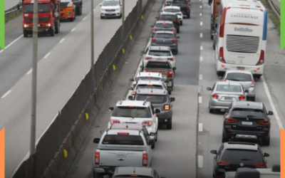 CAOS NA BR-101: Congestionamento passa de 30 km e trava trânsito em Itajaí e região