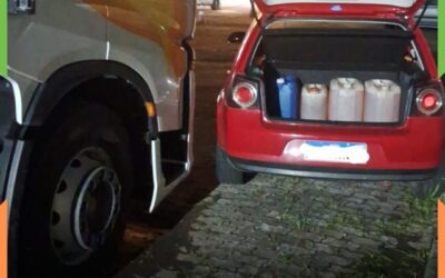 MOTORISTA É FLAGRADO RETIRANDO COMBUSTÍVEL DE CAMINHÃO DURANTE A MADRUGADA EM ITAJAÍ