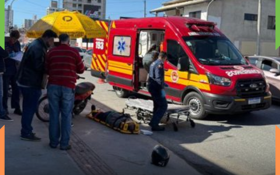 Motociclista fica ferido após queda na Heitor Liberato e mobiliza bombeiros no Centro de Itajaí