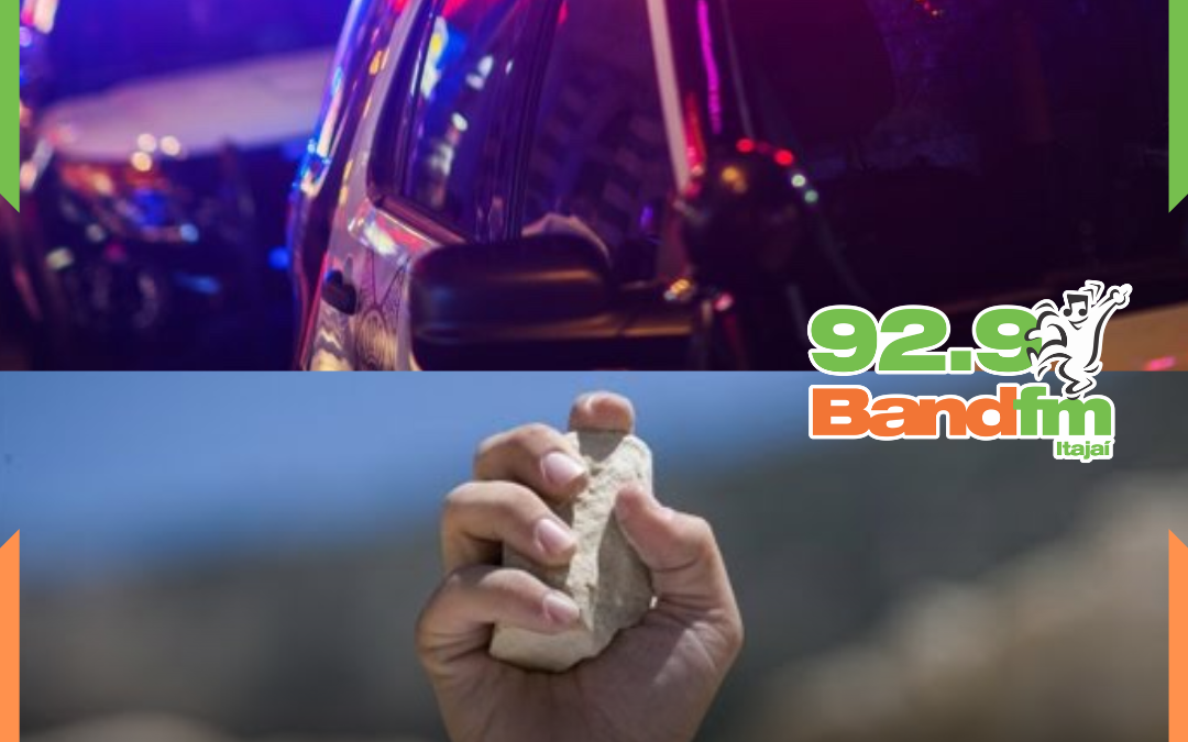 Moradores atacam policiais militares com pedras e rojões durante ocorrência em Itajaí