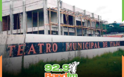 PALCO DE CULTURA: Teatro Municipal de Itajaí celebra 22 anos de história e grandes espetáculos