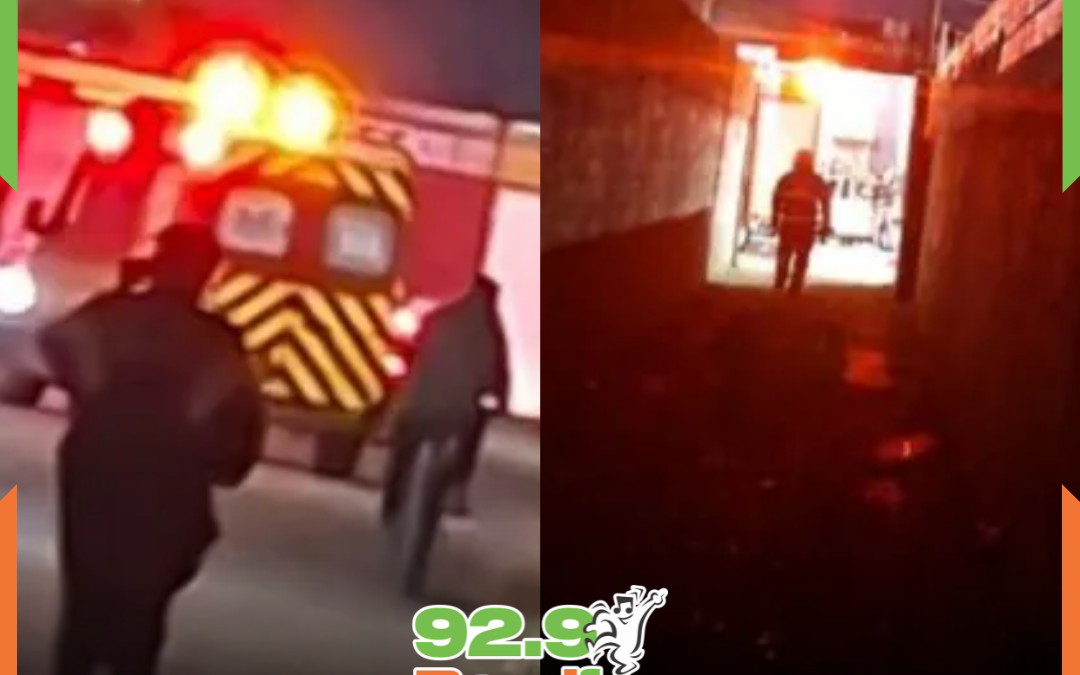 Incêndio atinge residência em Navegantes e mobiliza equipe dos bombeiros na noite deste domingo (12)