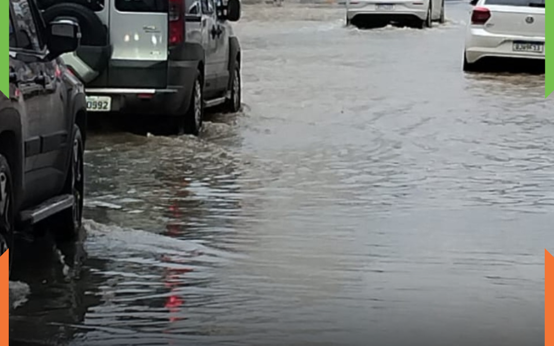Maré alta pode provocar novas alterações no trânsito na região central de Itajaí nesta terça (14)