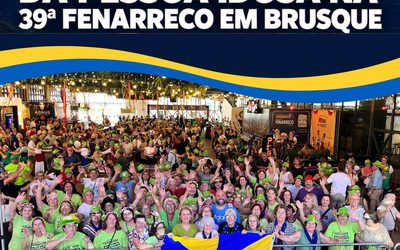 IDOSOS DE ITAJAÍ PARTICIPAM DA TARDE DA PESSOA IDOSA NA 39ª FENARRECO EM BRUSQUE